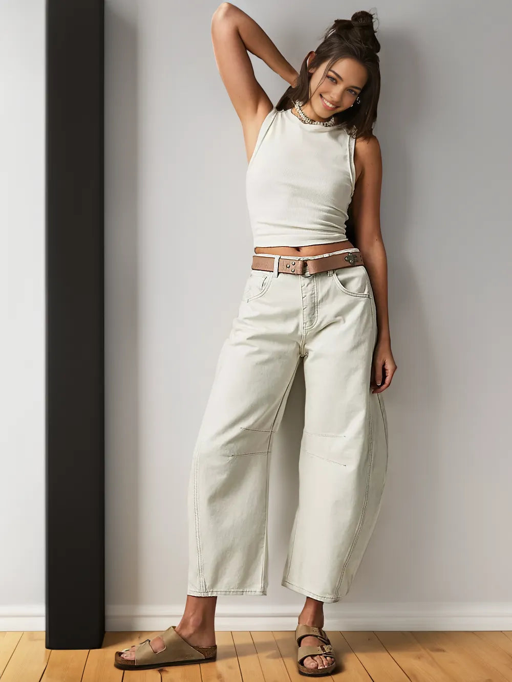 Isabella | Women's Relaxed Jeans with Wide Legs and Seam Details