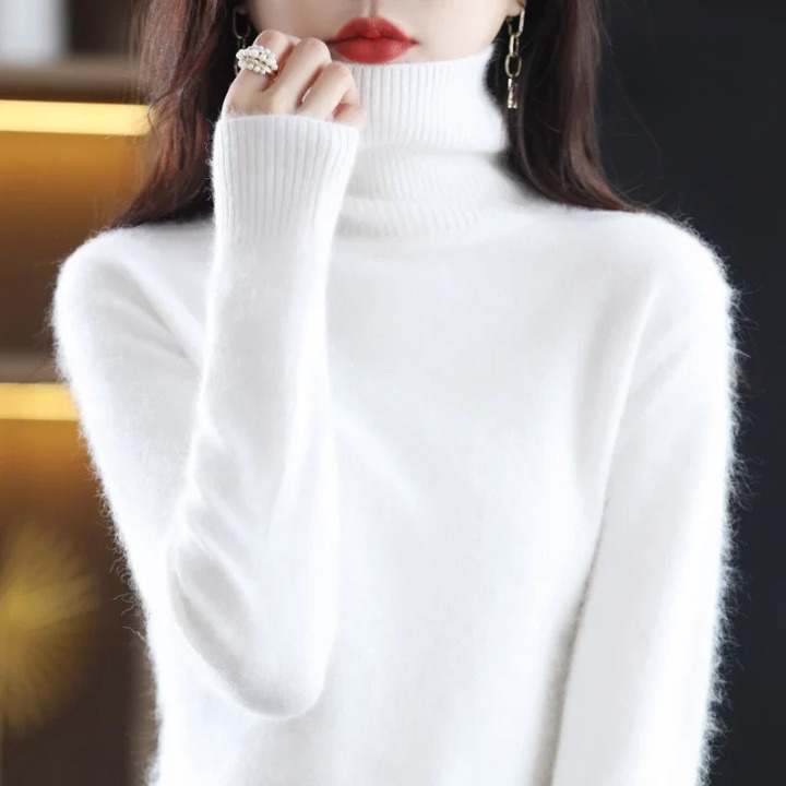 Grethe | Stylish Turtleneck Sweater